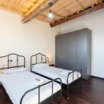 Joivy Pleasant 2Br Flat Next To Genoa Port
